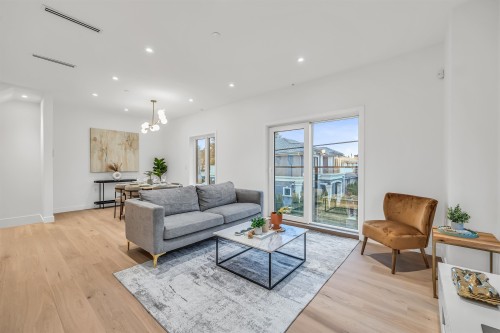 1016 52Nd Avenue W, Vancouver, BC 