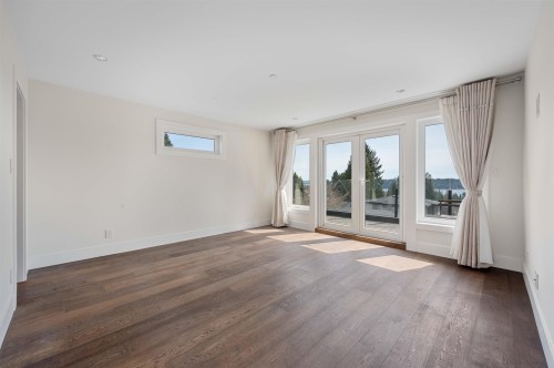 1468 Kings Avenue, West Vancouver, BC 