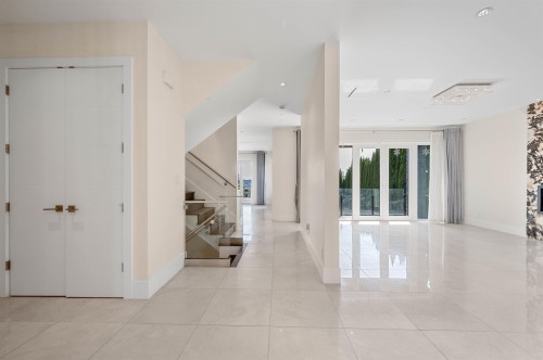 1468 Kings Avenue, West Vancouver, BC 