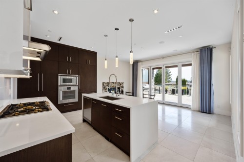 1468 Kings Avenue, West Vancouver, BC 