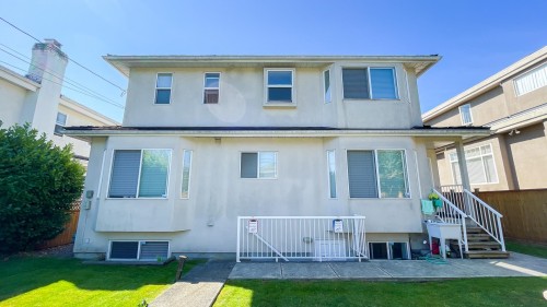 219 42Nd Avenue W, Vancouver, BC 