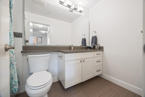209-3399 Noel Drive, Burnaby, BC 
