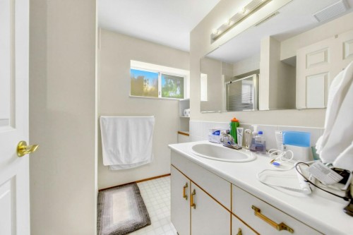 4837 8A Avenue, Delta, BC 