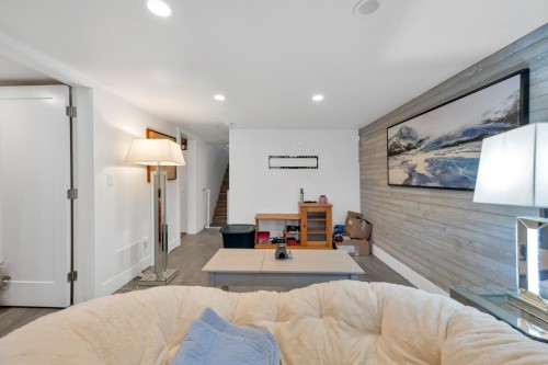 21199 River Road, Maple Ridge, BC 