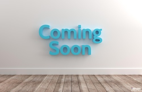 313-9584 Manchester Drive  Burnaby, BC V3N 4R1