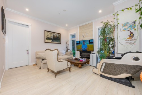 4786 4Th Avenue W, Vancouver, BC 