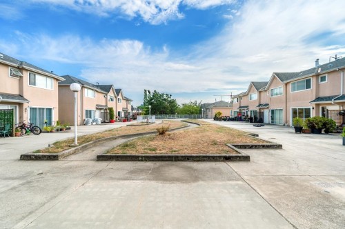 201-2211 No. 4 Road  Richmond, BC V6X 3X1