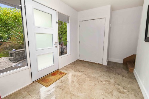 759 Morgan Road, North Vancouver, BC 