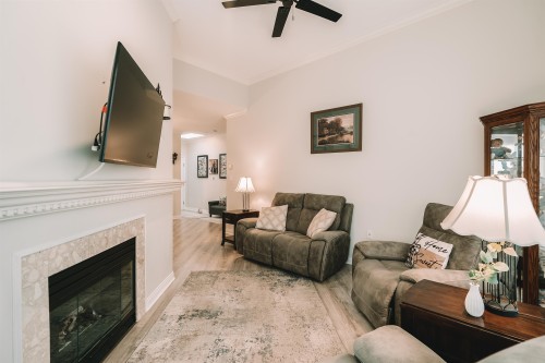 402-2995 Princess Crescent, Coquitlam, BC 