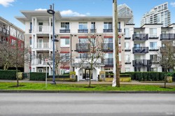 208-608 Como Lake Avenue Coquitlam, BC V3J 0B2