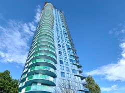 2806-6638 Dunblane Avenue Burnaby, BC V5H 0G8