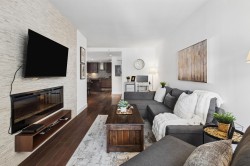 406-210 13 Street WNorth Vancouver, BC V7M 1N7