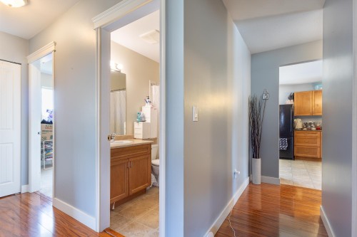 5708 Louise Way, Sechelt, BC 