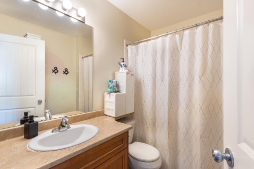 5708 Louise Way, Sechelt, BC 