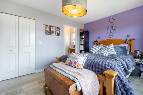 5708 Louise Way, Sechelt, BC 