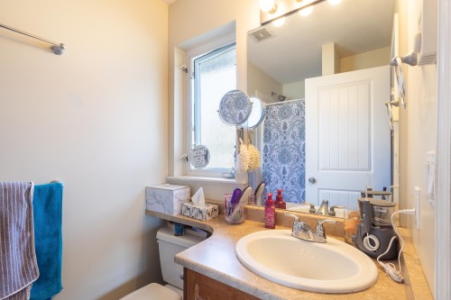 5708 Louise Way, Sechelt, BC 