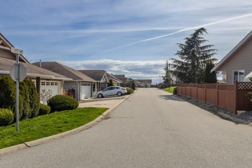 5708 Louise Way, Sechelt, BC 
