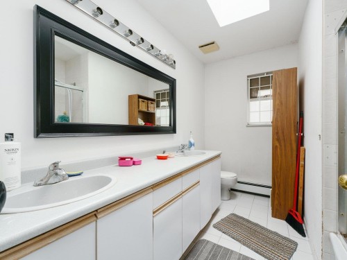 1573 66Th Avenue W, Vancouver, BC 