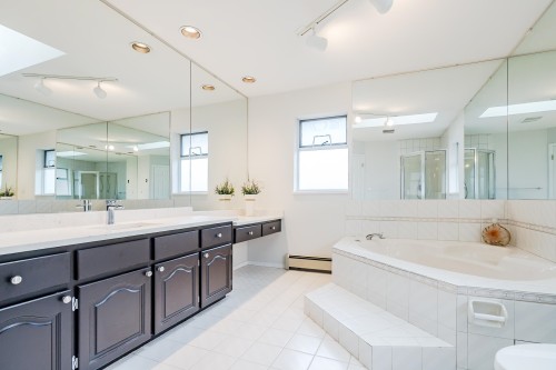 5371 Maple Road, Richmond, BC 