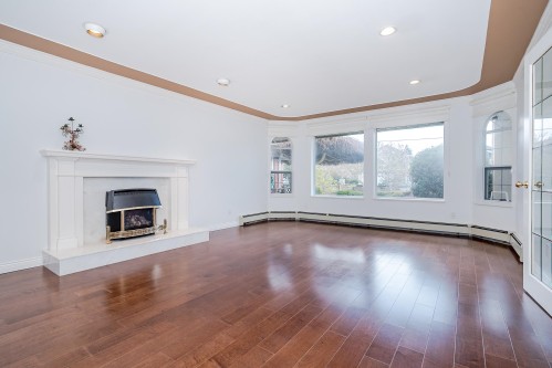 5371 Maple Road, Richmond, BC 