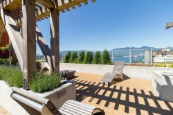 501-983 Hastings Street E Vancouver, BC V6A 0G9