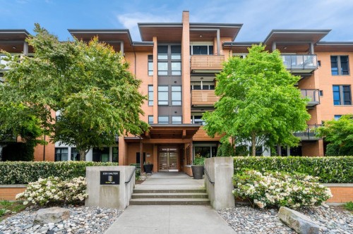 402-220 Salter Street, New Westminster, BC 