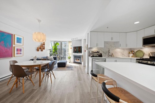 1409 6Th Avenue W, Vancouver, BC 