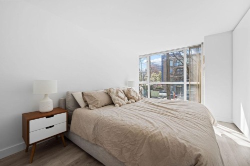 1409 6Th Avenue W, Vancouver, BC 