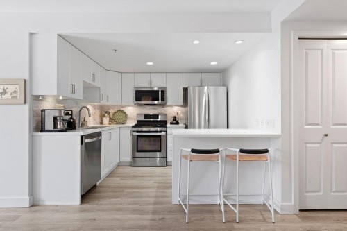 1409 6Th Avenue W, Vancouver, BC 