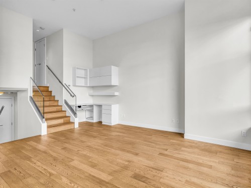 296 1St Avenue W, Vancouver, BC 