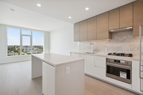 2504-2186 Gilmore Avenue  Burnaby, BC V5C 0N7