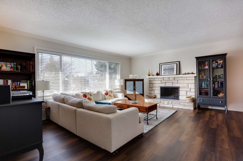 8271 Rosehill Drive, Richmond, BC 