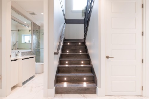 2388 2Nd Avenue E, Vancouver, BC 