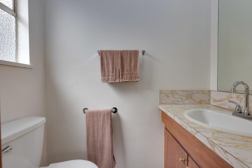 5884 Ormidale Street, Vancouver, BC 