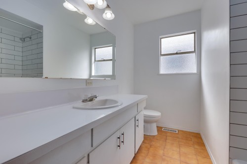 5884 Ormidale Street, Vancouver, BC 