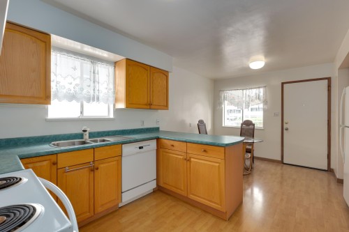 5884 Ormidale Street, Vancouver, BC 