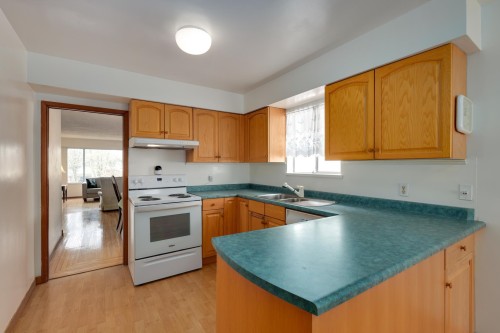 5884 Ormidale Street, Vancouver, BC 