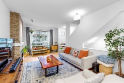 133-9133 Government Street Burnaby, BC V3N 0B1