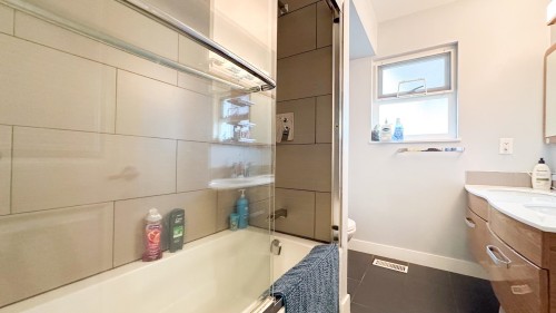 56 Warwick Avenue, Burnaby, BC 