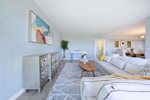 2365 Queens Avenue, West Vancouver, BC 