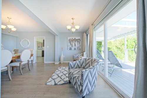 2365 Queens Avenue, West Vancouver, BC 