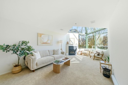 205-565 17Th Street, West Vancouver, BC 