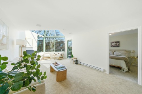 205-565 17Th Street, West Vancouver, BC 