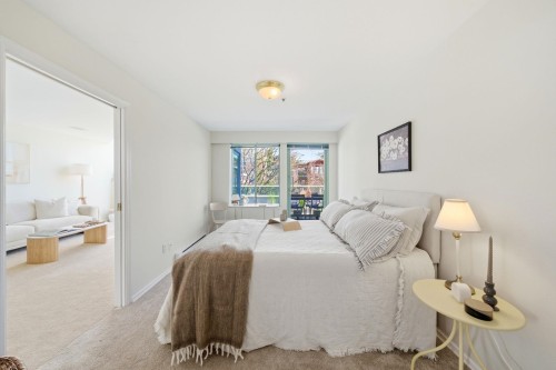 205-565 17Th Street, West Vancouver, BC 