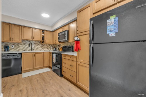 202 Cardiff Way, Port Moody, BC 