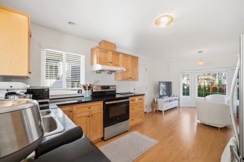 1309 Mahon Avenue, North Vancouver, BC 