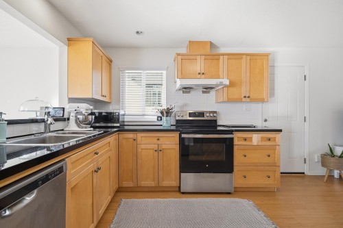 1309 Mahon Avenue, North Vancouver, BC 