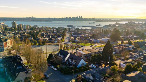 1309 Mahon Avenue, North Vancouver, BC 