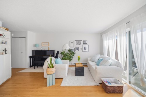 1309 Mahon Avenue, North Vancouver, BC 