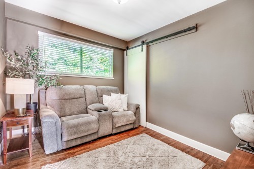 885 Fairfield Road, North Vancouver, BC 